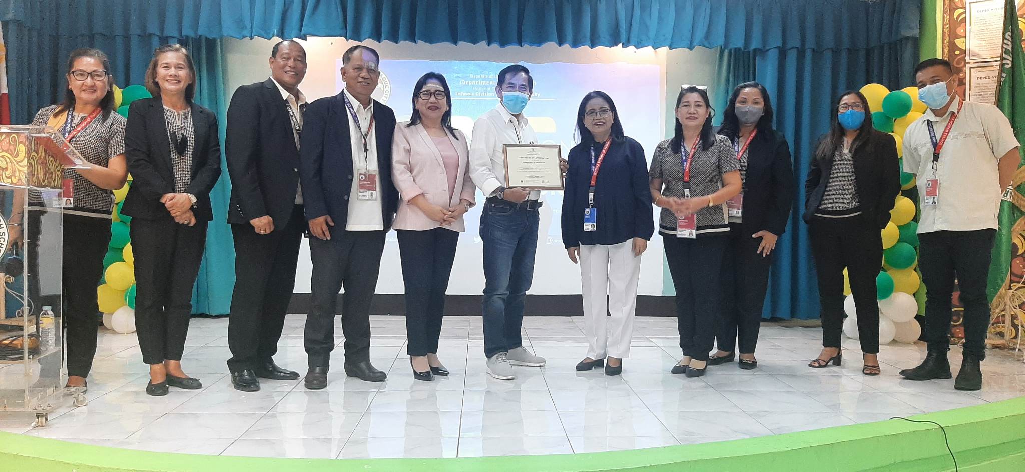 DepEd P’que holds 1st Research Congress Division of Paranaque City